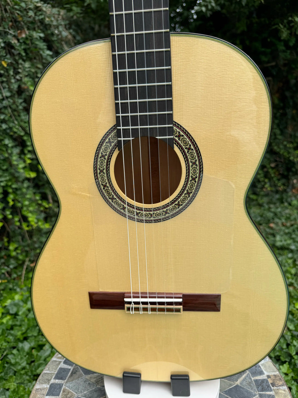 Handmade All Solid Flamenco Guitar – Professional Spanish-Style Concert Guitar
