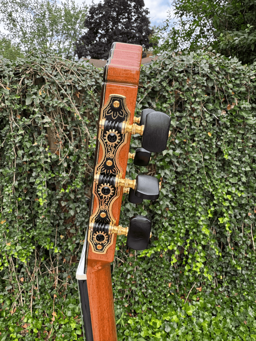 Handmade All Solid Flamenco Guitar – Professional Spanish-Style Concert Guitar