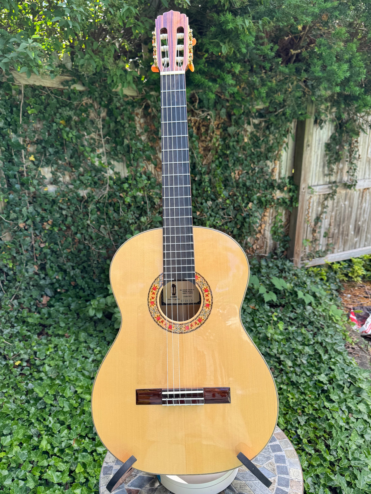 Flamenco Guitar Luthier Made